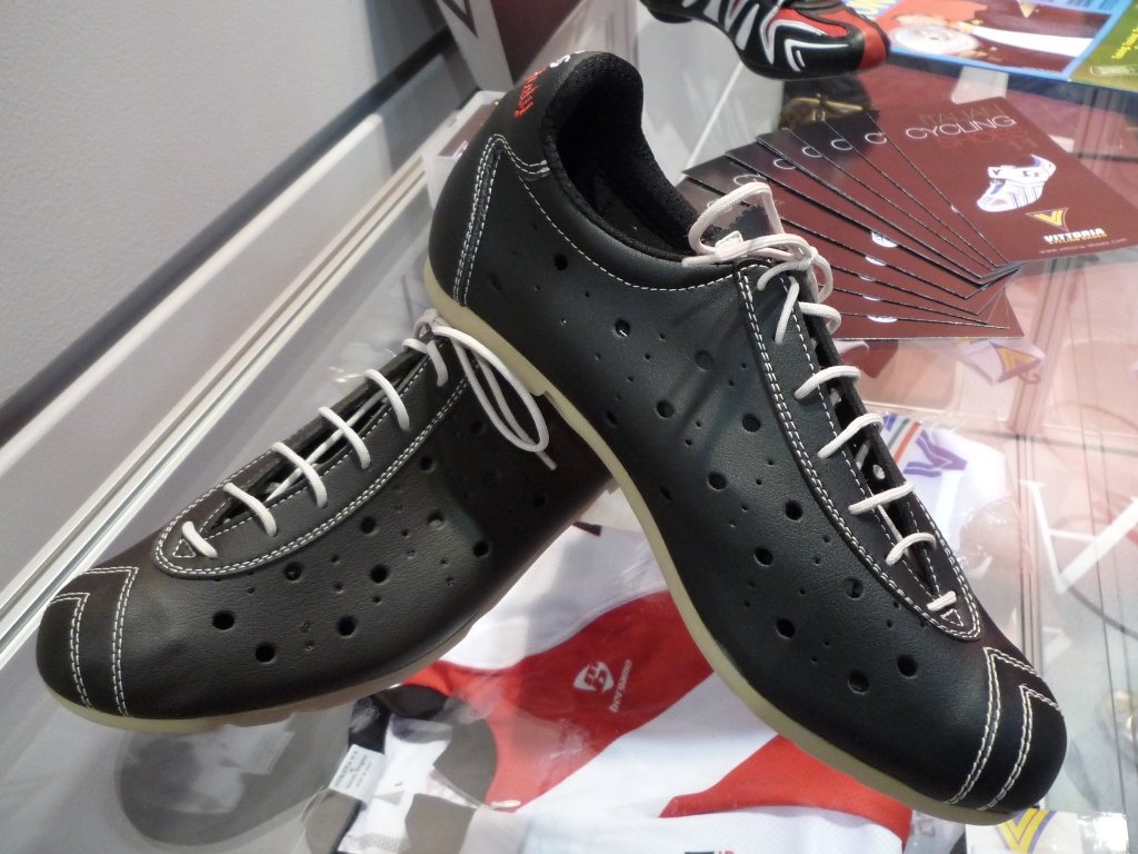 vittoria_shoes_1.jpg