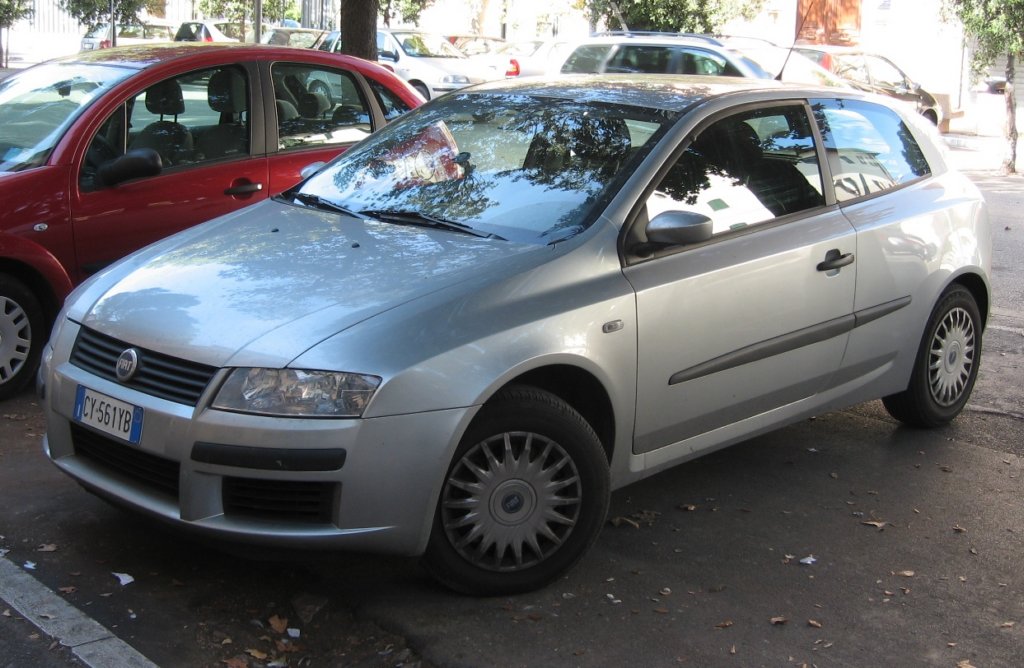 fiatstilo.jpg