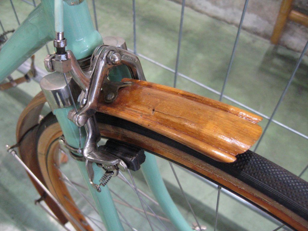 bianchi_w_wood_fenders_4.jpg