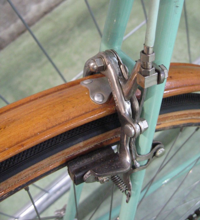 bianchi_w_wood_fenders_6.jpg