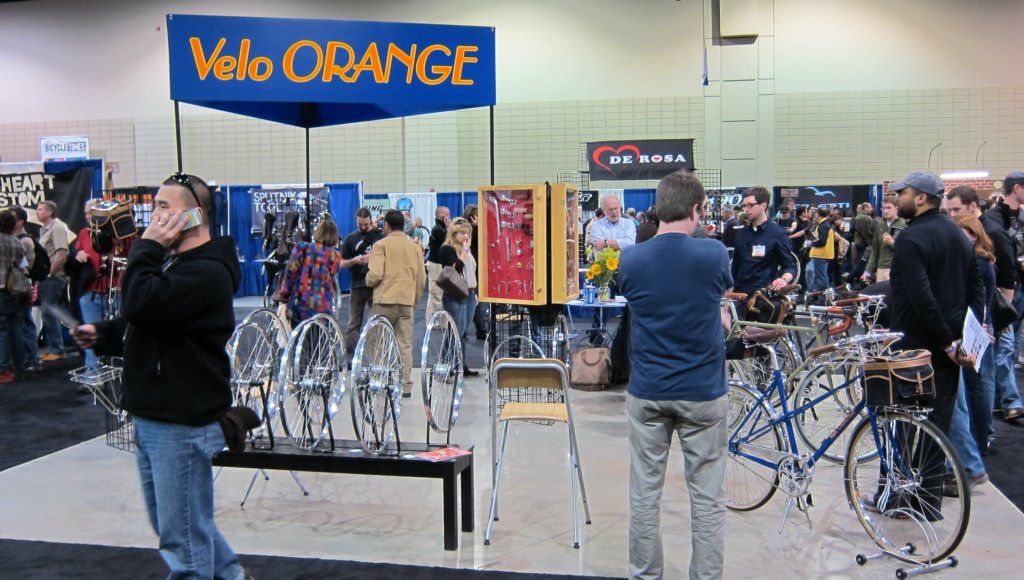 veloorange_display.jpg